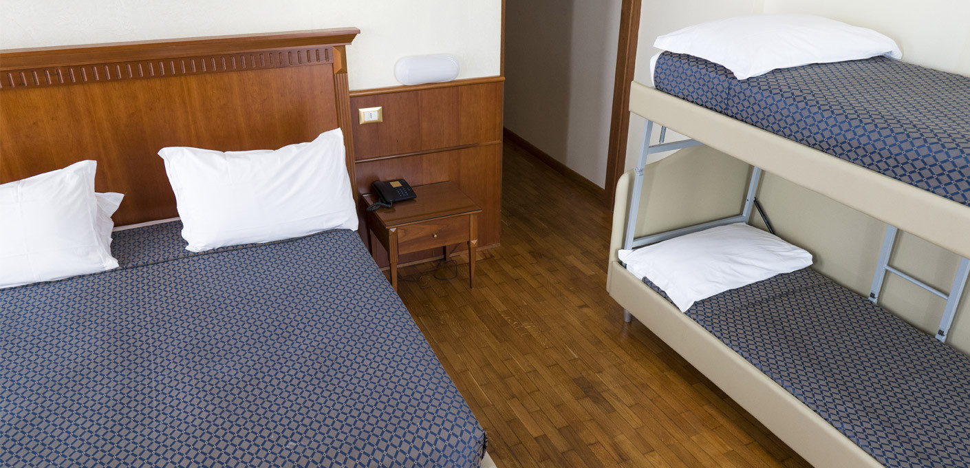 media.Camere-Quadrupla-01-Hotel-Bellevue-Rimini